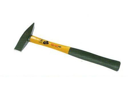 British type chipping hammer with fiberglass handle